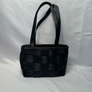 Harvey's Seatbelt Satchel‎ Shoulder Bag Handbag Classic Woven Black Purse